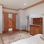 Antares R05 By Interhome Appartement